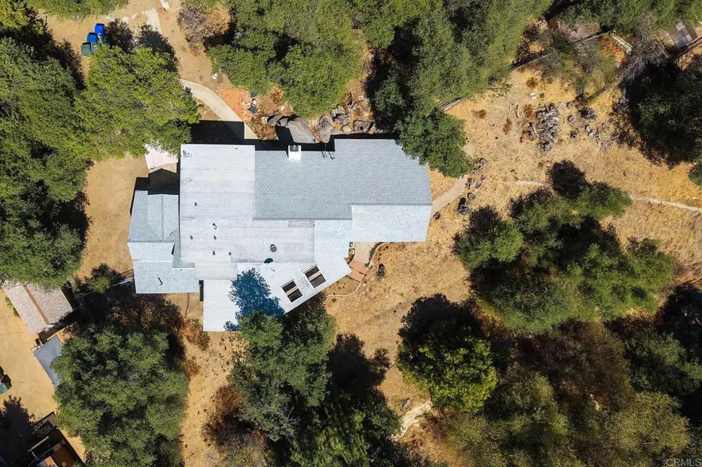 25077 MANZANITA LN Descanso, CA 91916