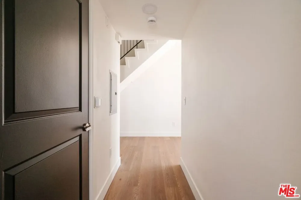 11011 Huston Street #212 North Hollywood, CA 91601
