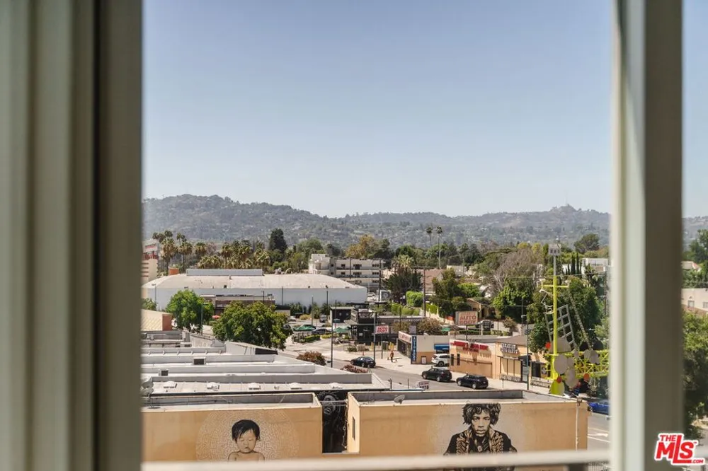 11011 Huston Street #212 North Hollywood, CA 91601