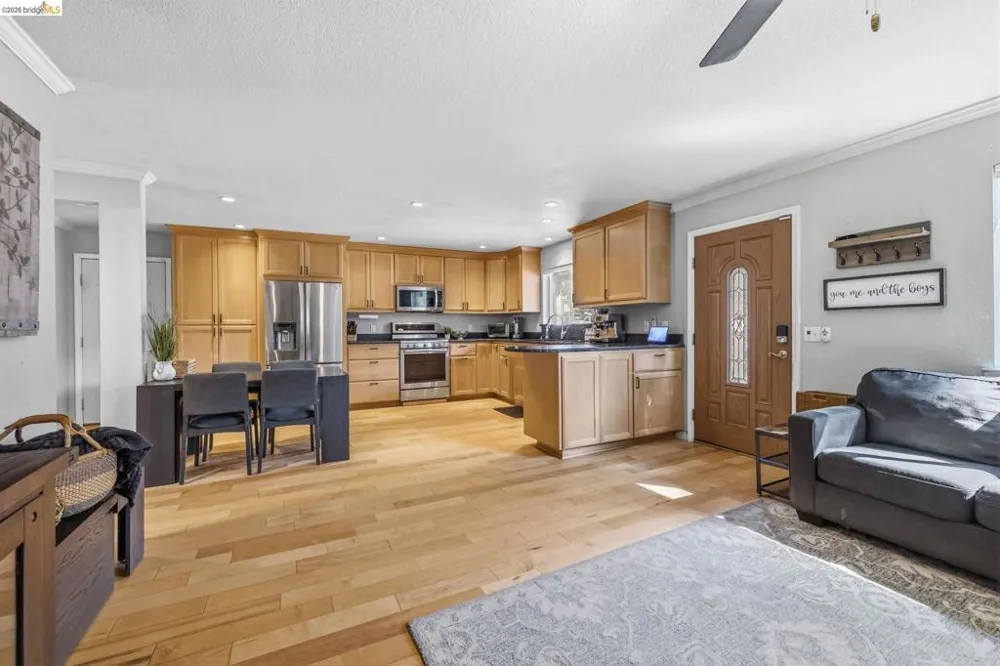 21000 Niagara River Sonora, CA 95370