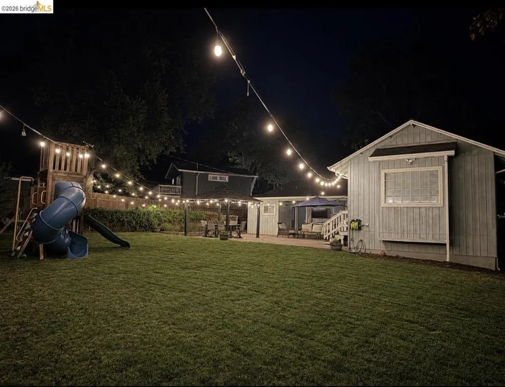 21000 Niagara River Sonora, CA 95370