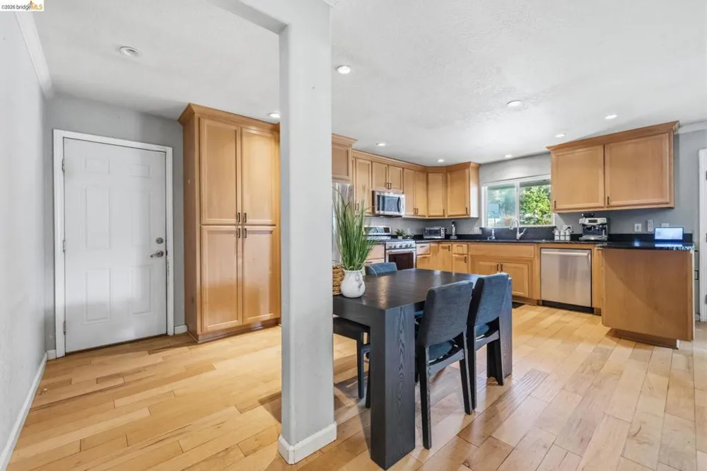 21000 Niagara River Sonora, CA 95370