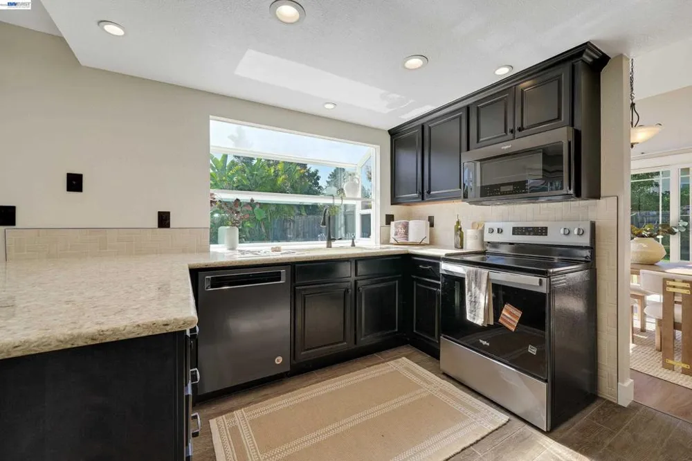 32808 Oakdale Ct Union City, CA 94587