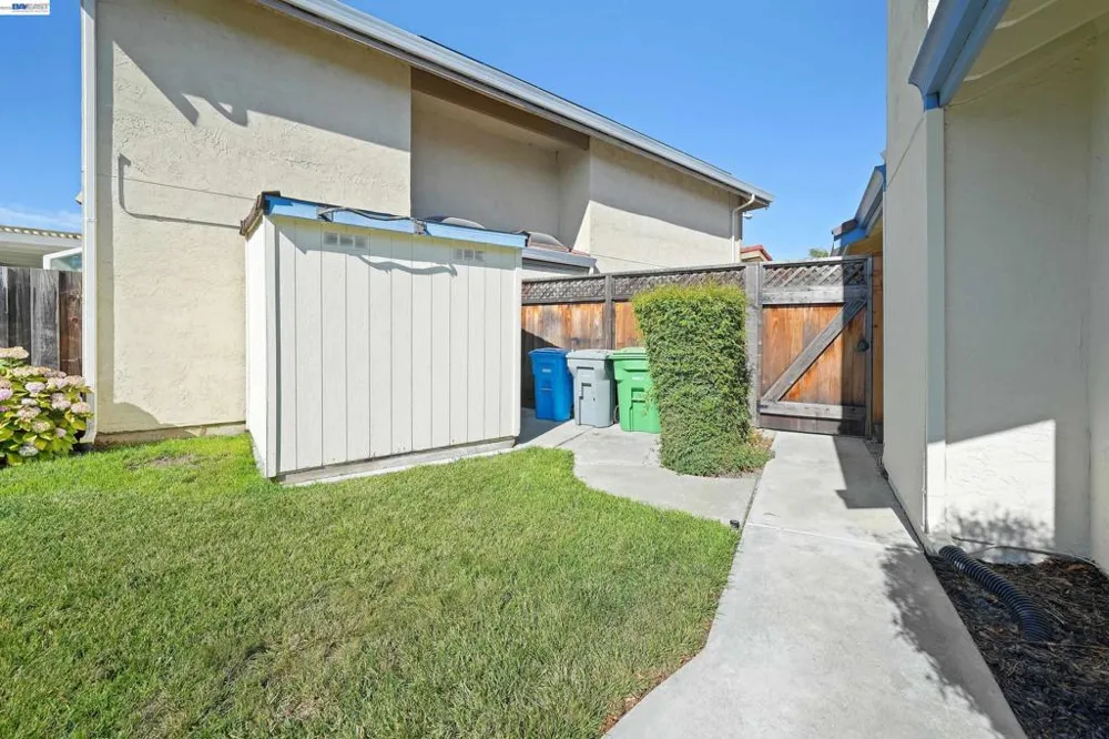 32808 Oakdale Ct Union City, CA 94587