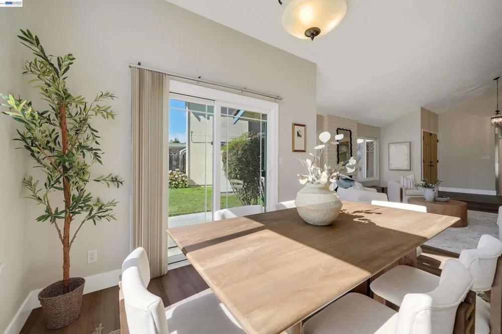 32808 Oakdale Ct Union City, CA 94587