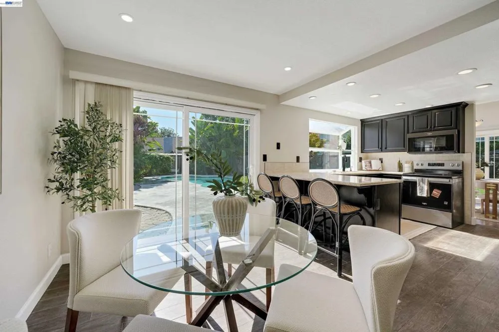 32808 Oakdale Ct Union City, CA 94587