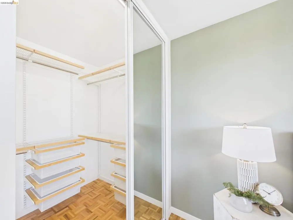 320 Lee St #702 Oakland, CA 94610