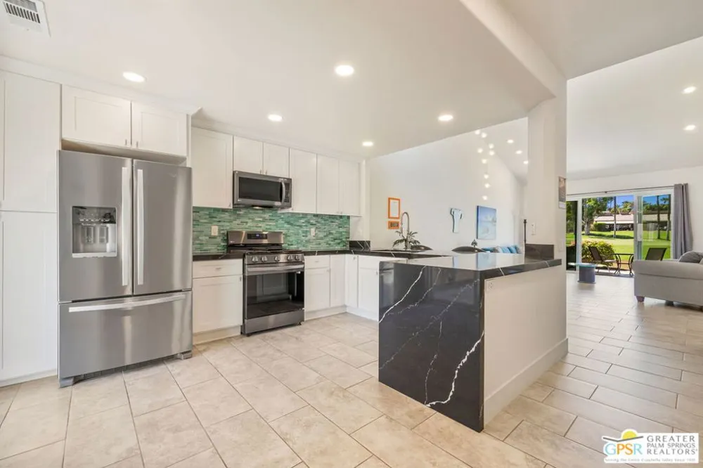 76321 Poppy Lane Palm Desert, CA 92211