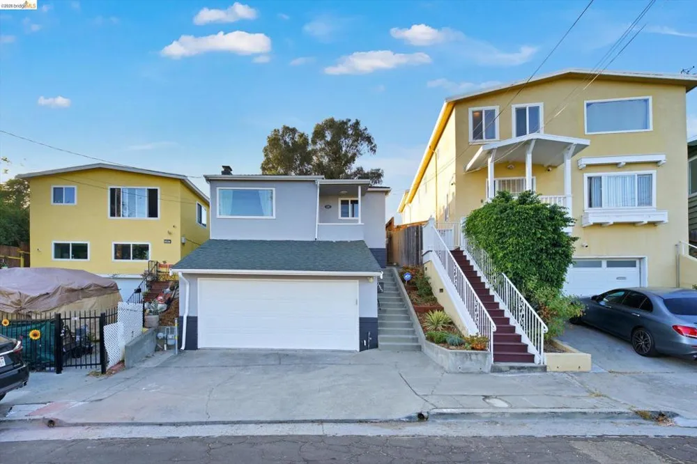 2515 Oliver Ave Oakland, CA 94605