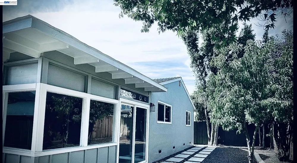 24660 Woodacre Ave Hayward, CA 94544