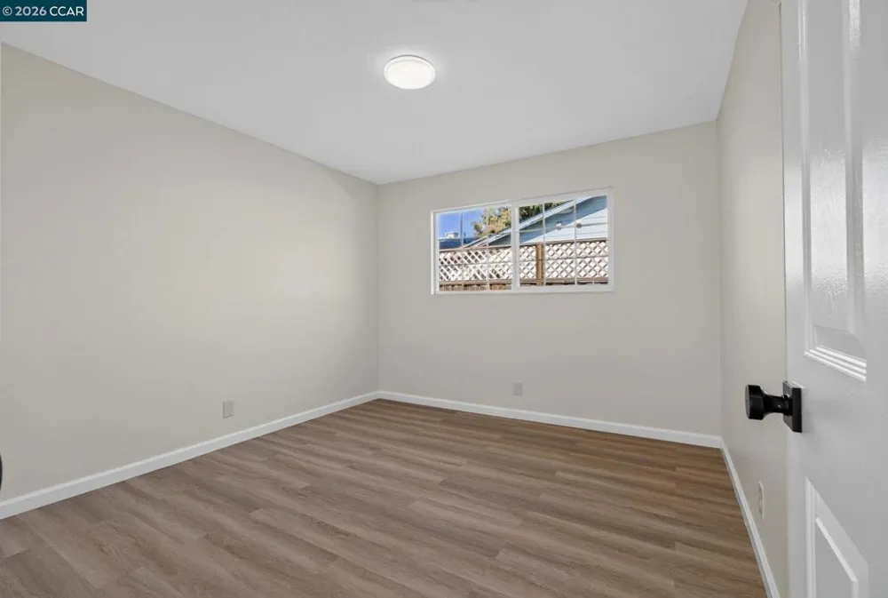 1883 Lynwood Dr Concord, CA 94519