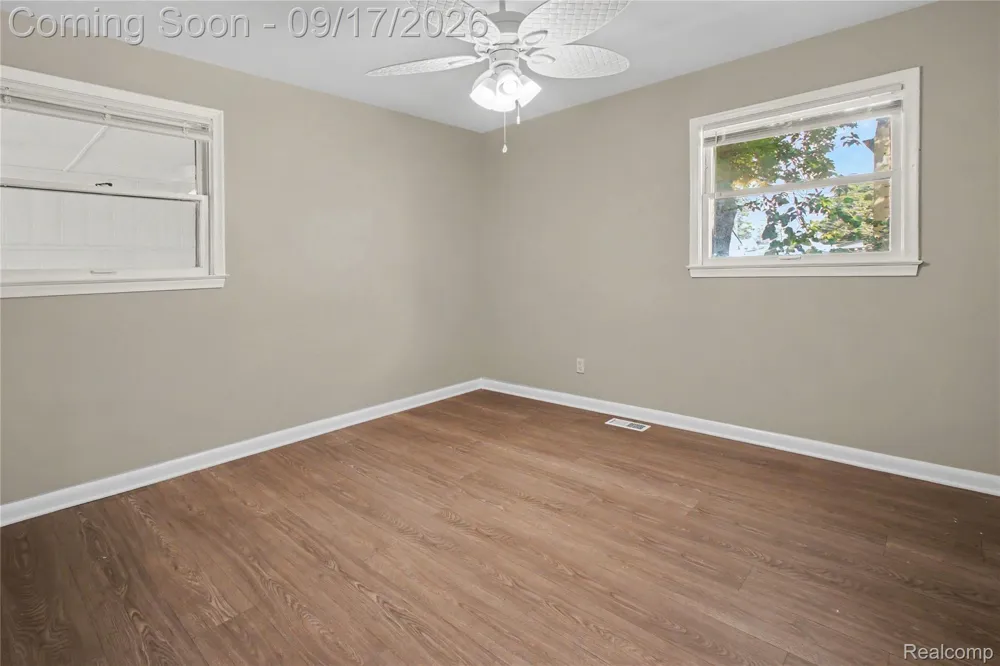 7511 Sterling Center Line City, MI 48015