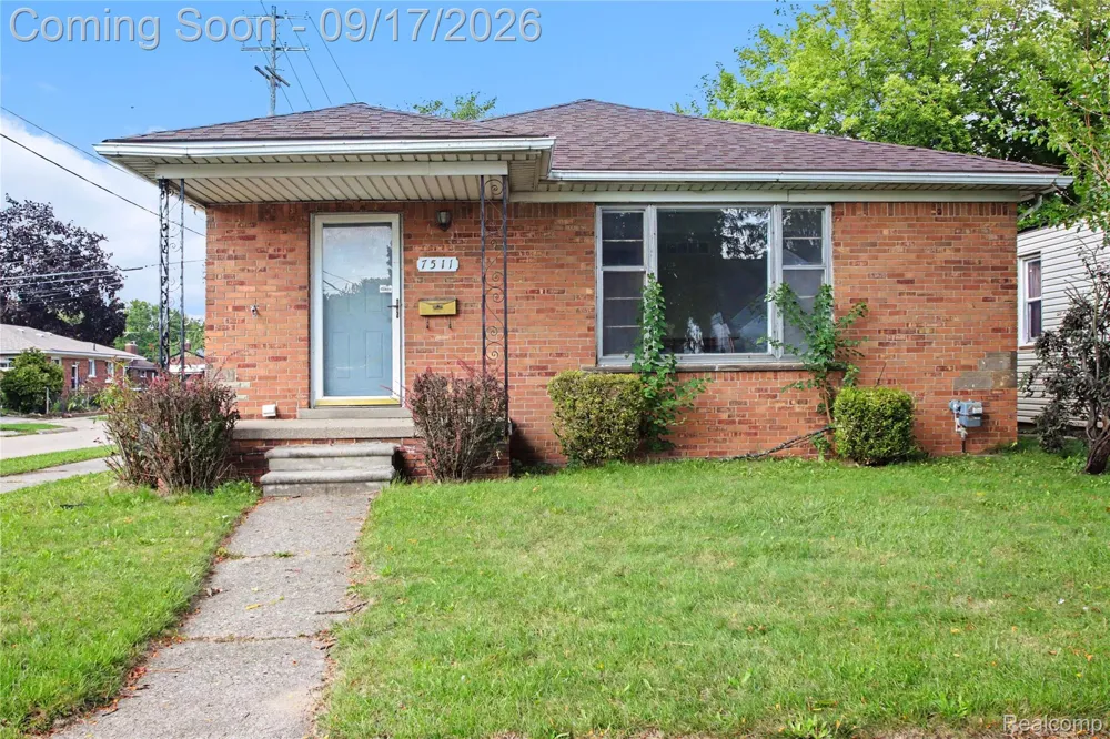 7511 Sterling Center Line City, MI 48015