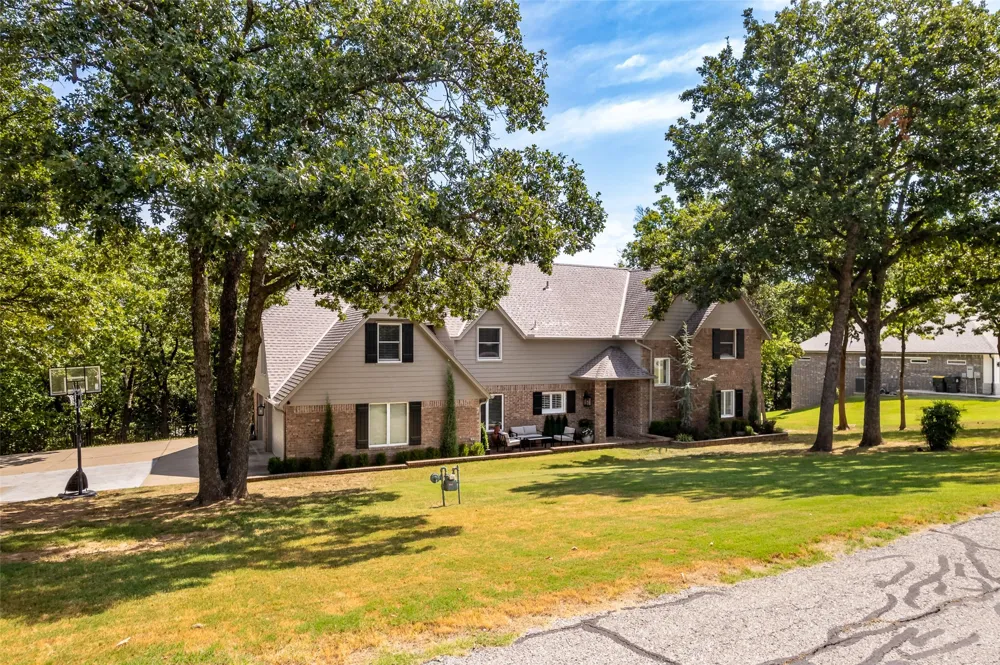 12123 Skyline Drive Jenks, OK 74037