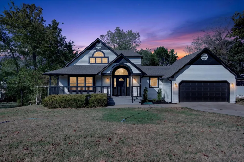 18641 Woodbriar Lane Catoosa, OK 74015