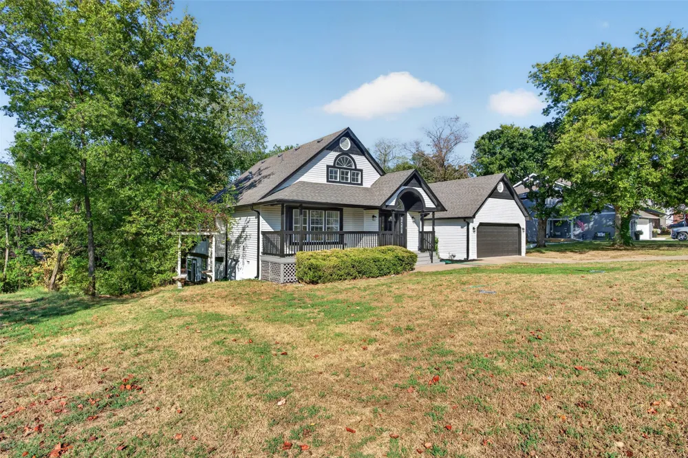 18641 Woodbriar Lane Catoosa, OK 74015
