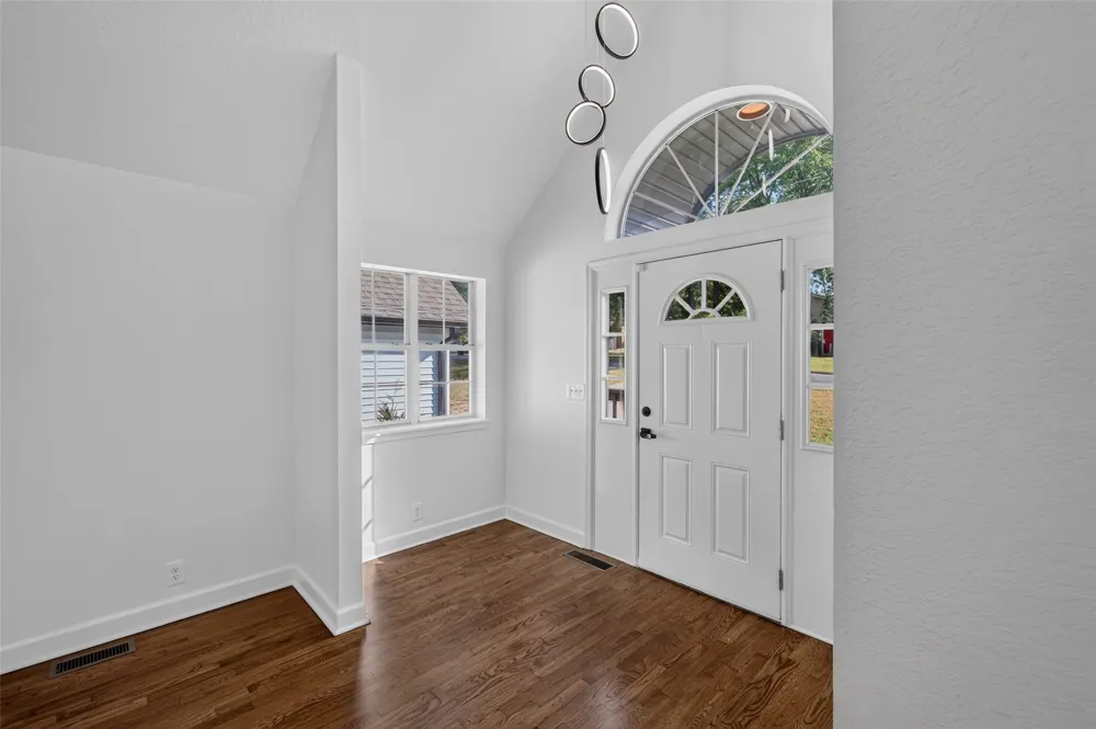 18641 Woodbriar Lane Catoosa, OK 74015