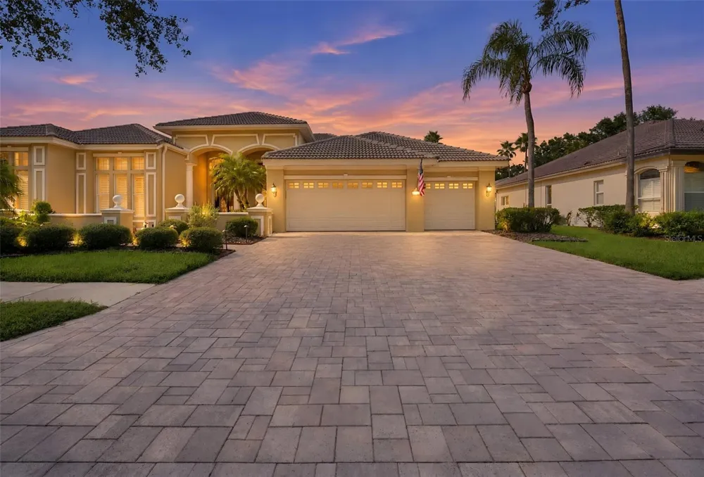 9108 WOODRIDGE RUN DRIVE Tampa, FL 33647