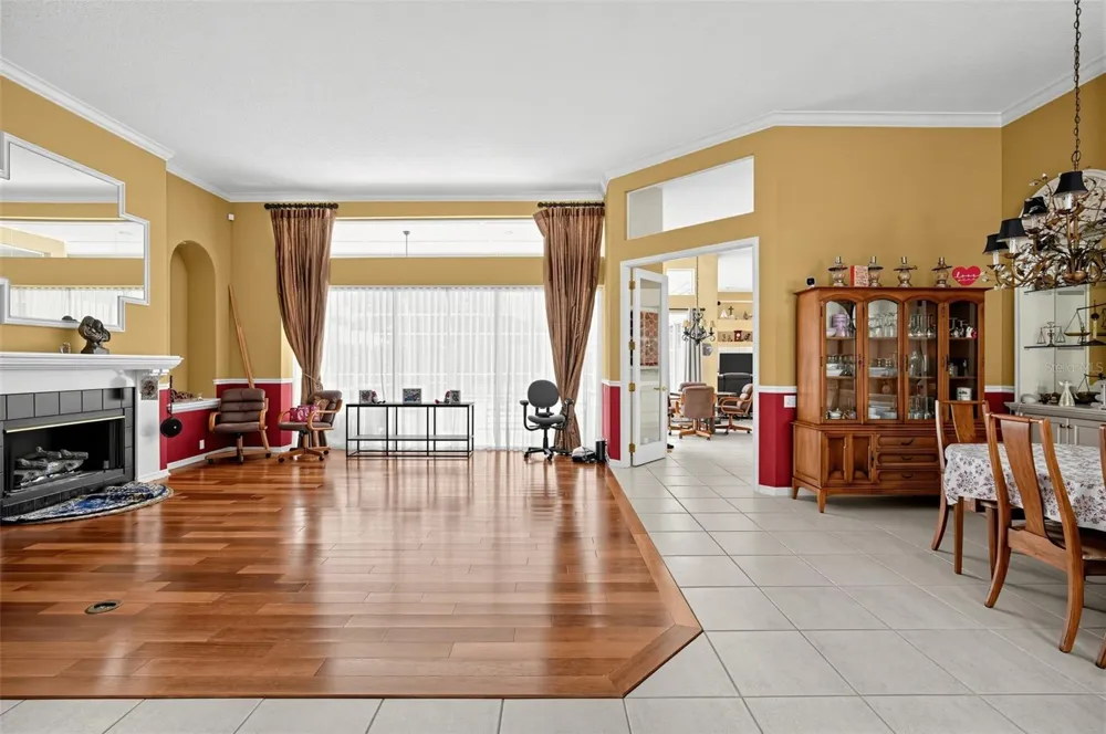 9108 WOODRIDGE RUN DRIVE Tampa, FL 33647