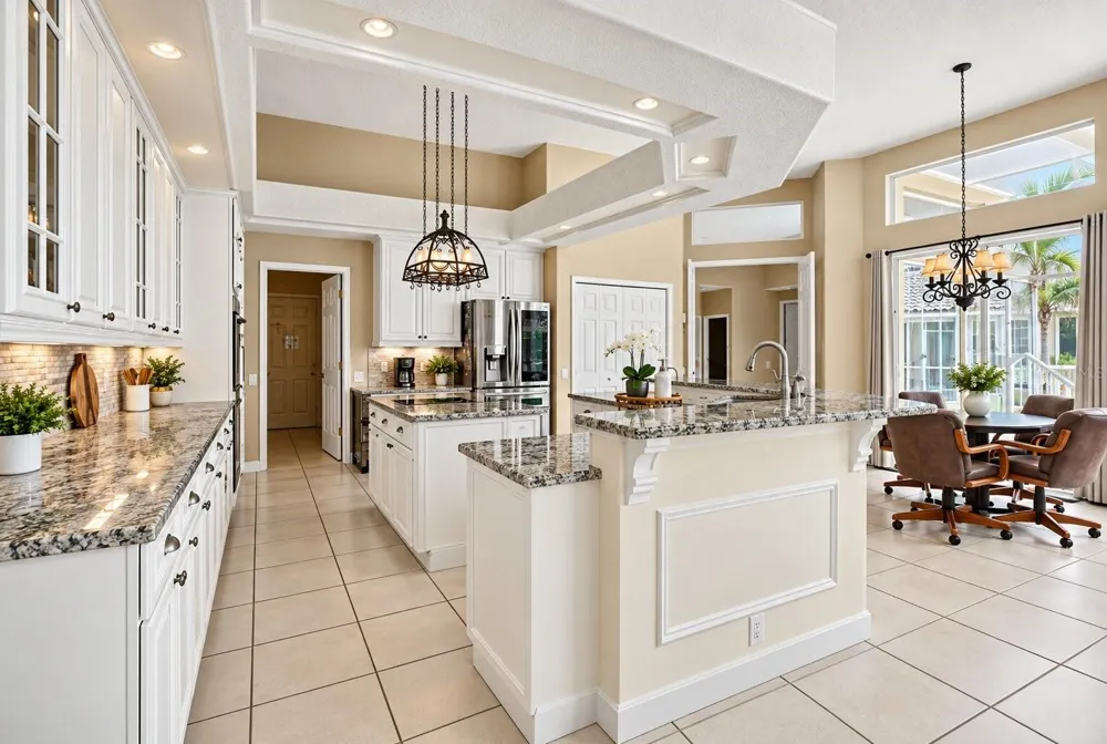 9108 WOODRIDGE RUN DRIVE Tampa, FL 33647