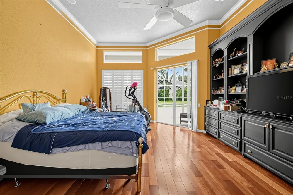 9108 WOODRIDGE RUN DRIVE Tampa, FL 33647