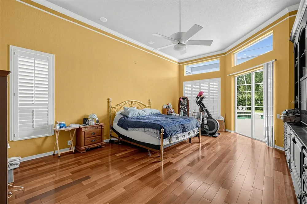 9108 WOODRIDGE RUN DRIVE Tampa, FL 33647