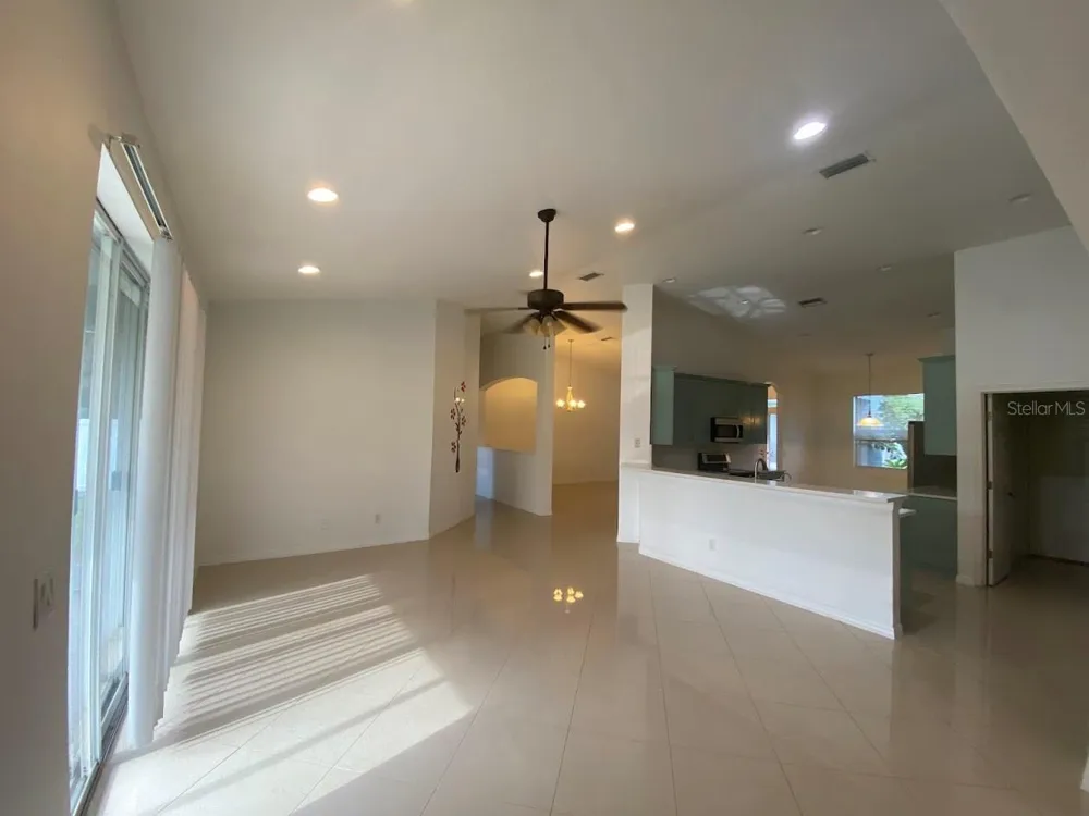 11744 HOLLY CREEK DRIVE Riverview, FL 33569