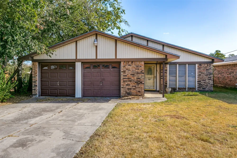 8913 Wilbur Street White Settlement, TX 76108