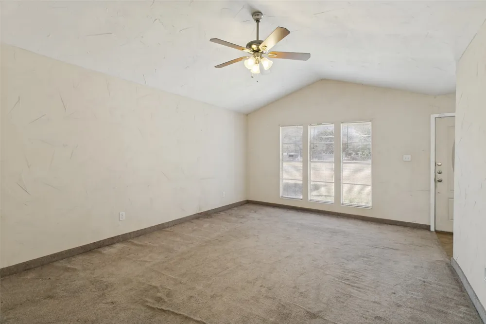 8913 Wilbur Street White Settlement, TX 76108