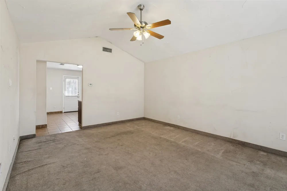 8913 Wilbur Street White Settlement, TX 76108