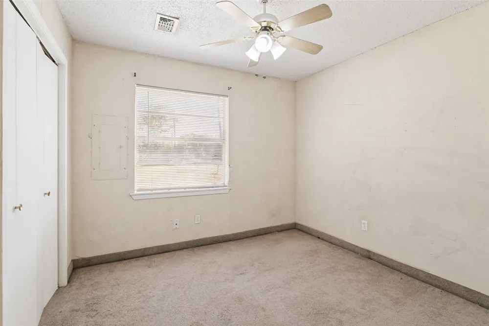 8913 Wilbur Street White Settlement, TX 76108