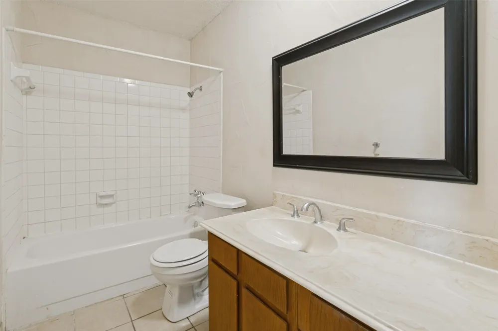 8913 Wilbur Street White Settlement, TX 76108