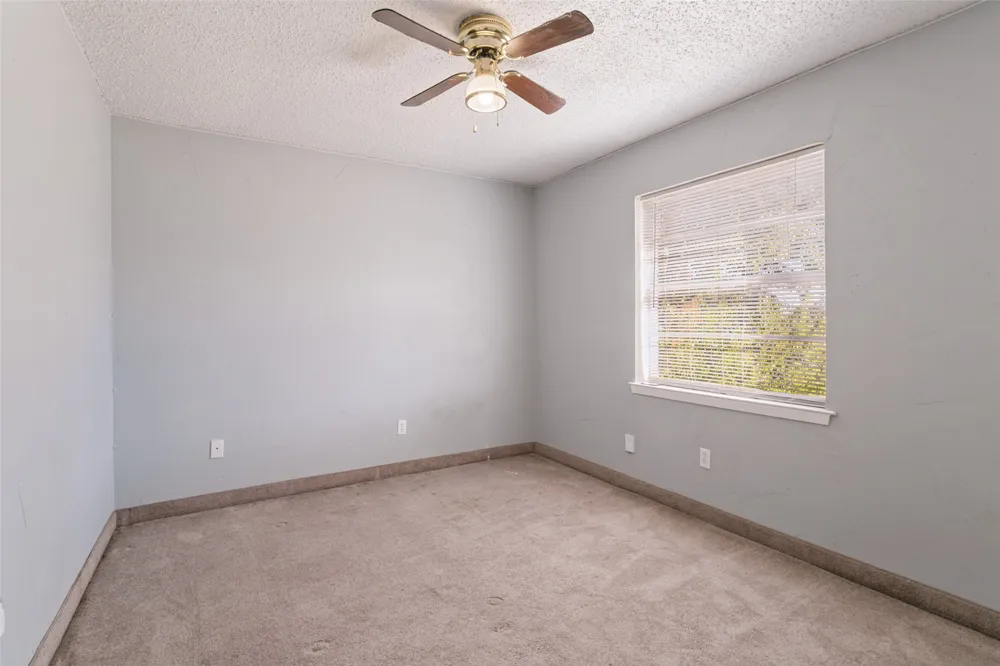 8913 Wilbur Street White Settlement, TX 76108