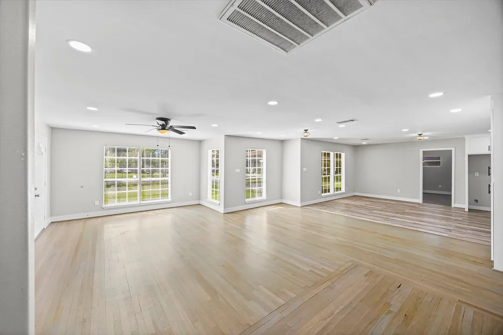 7221 Evans Street Houston, TX 77061