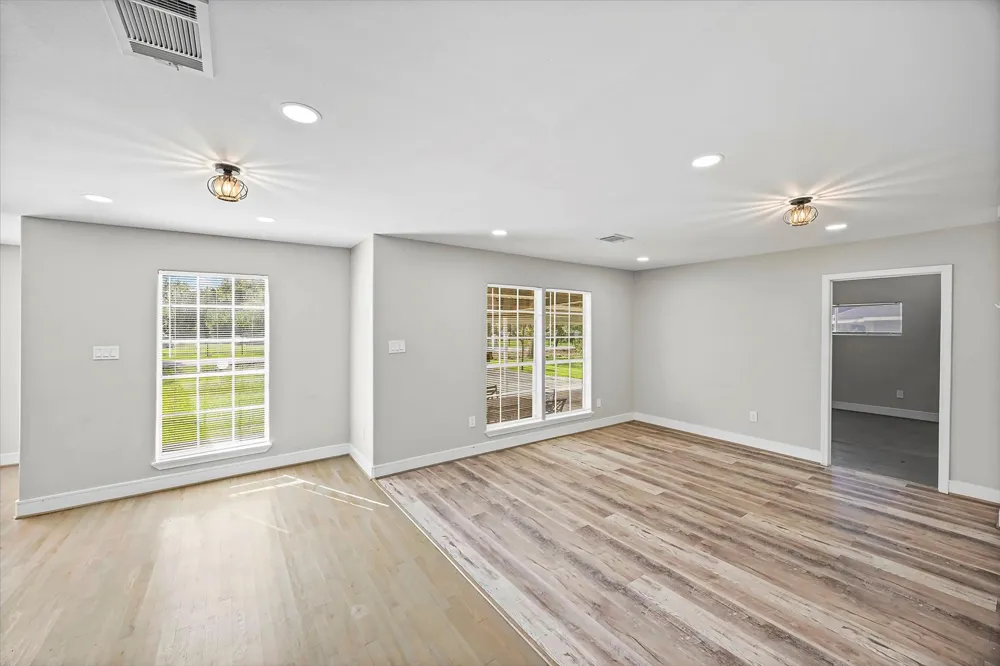 7221 Evans Street Houston, TX 77061