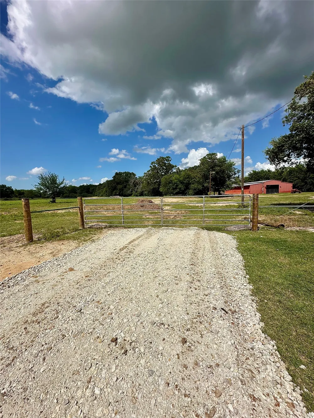 9488 Fm 937 Thornton, TX 77865