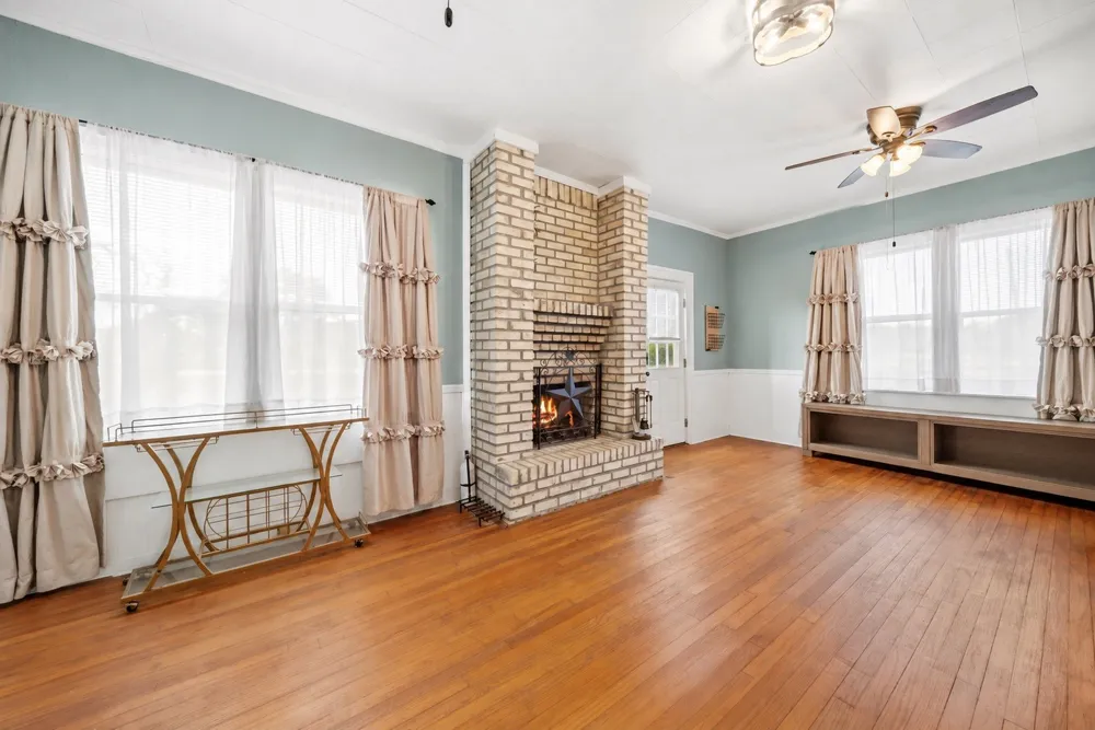 9488 Fm 937 Thornton, TX 77865