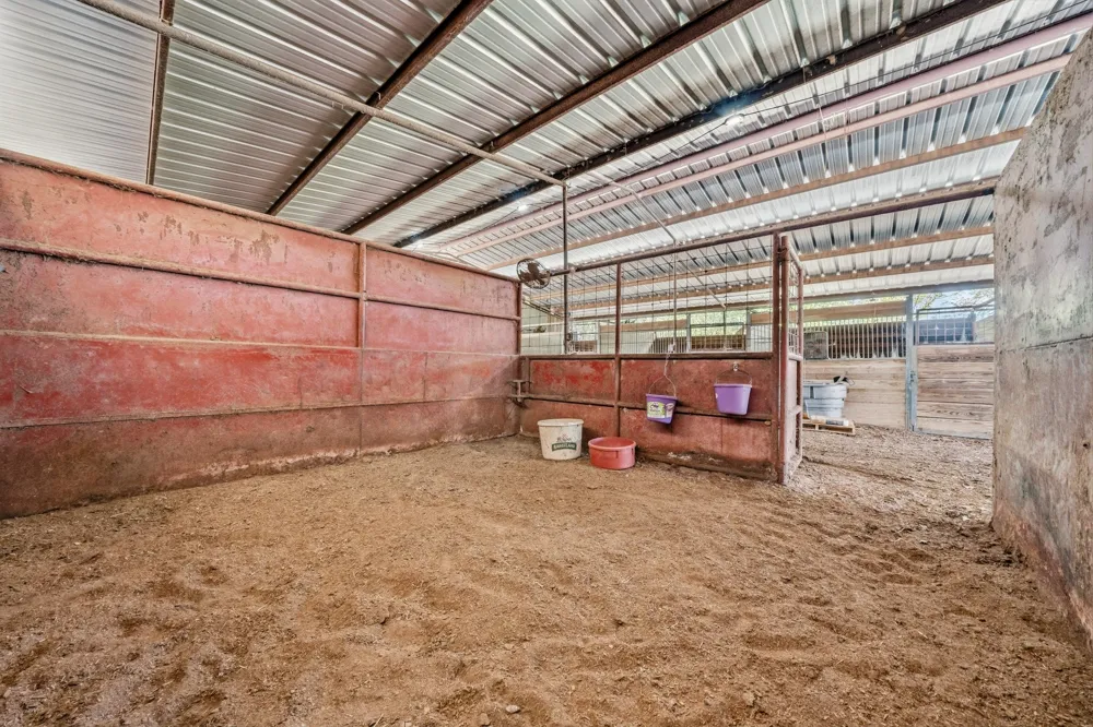 9488 Fm 937 Thornton, TX 77865