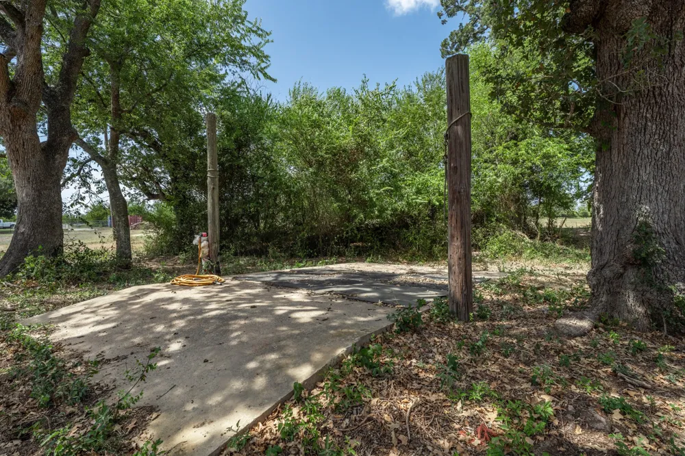 9488 Fm 937 Thornton, TX 77865