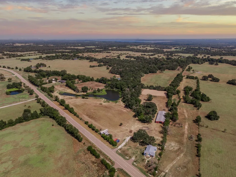 9488 Fm 937 Thornton, TX 77865