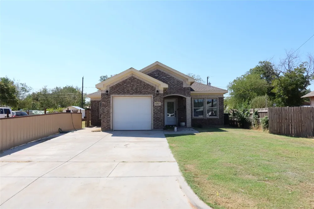 1317 34th Street Wichita Falls, TX 76302