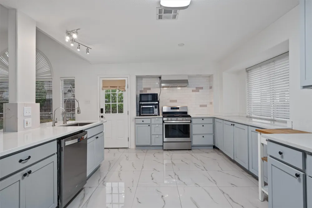 712 Caribou Ridge Trail Pflugerville, TX 78660