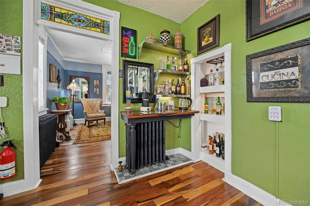 323 E Boulder Street Colorado Springs, CO 80903