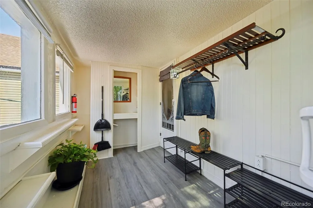 323 E Boulder Street Colorado Springs, CO 80903