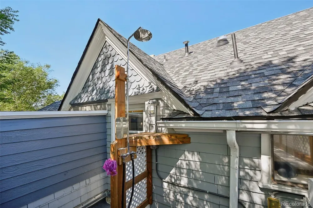 323 E Boulder Street Colorado Springs, CO 80903