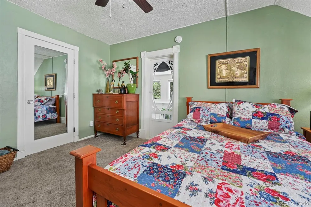 323 E Boulder Street Colorado Springs, CO 80903