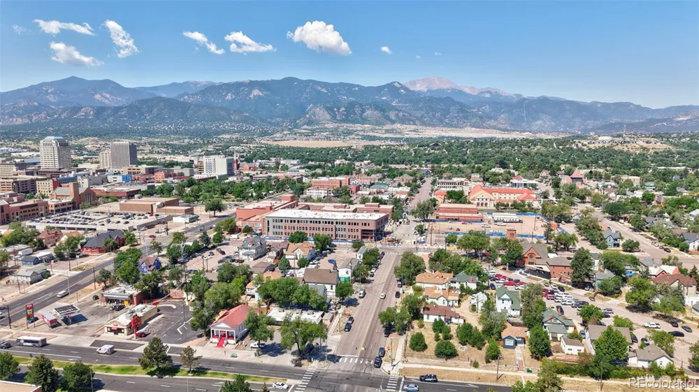323 E Boulder Street Colorado Springs, CO 80903