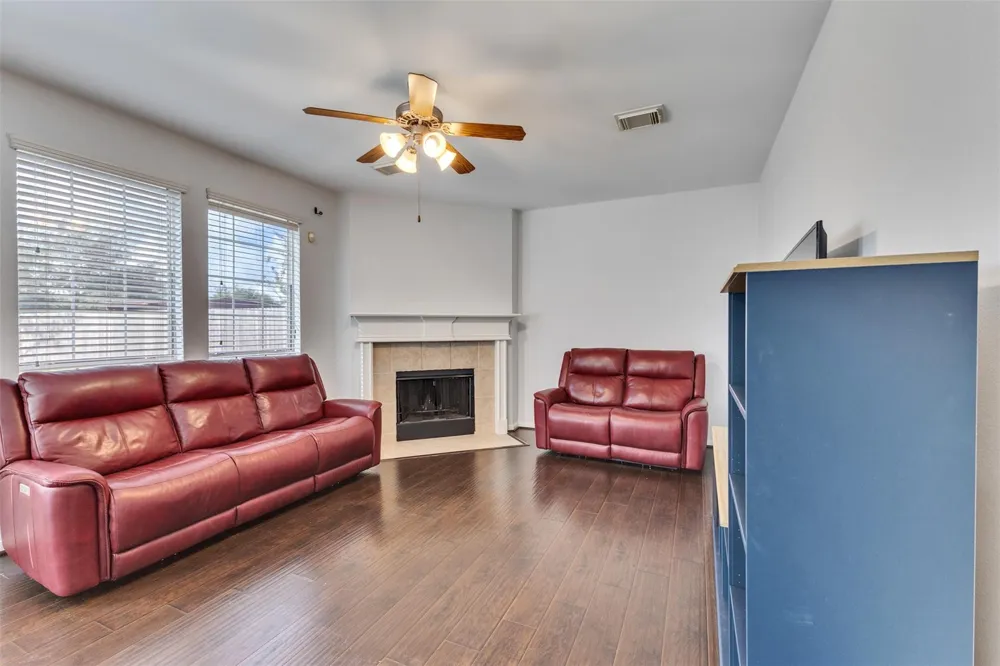 2303 Megellan Point Ln Lane Pearland, TX 77584
