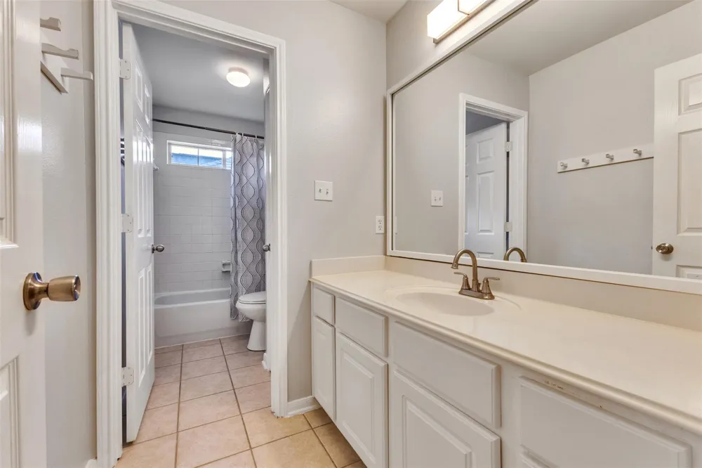 2303 Megellan Point Ln Lane Pearland, TX 77584