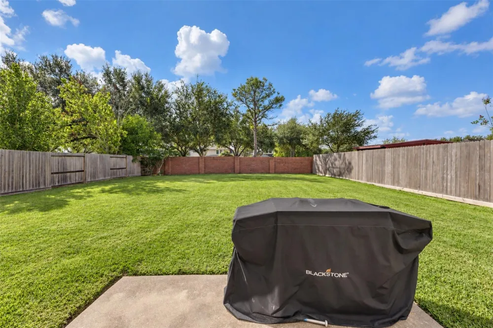 2303 Megellan Point Ln Lane Pearland, TX 77584